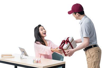 日本京都男子向Vtubers发送威胁信息遭警方逮捕